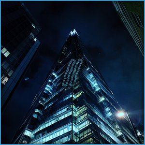 男生把女生困困
